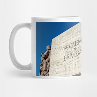 For Fatherland and Freedom inscribed on the Freedom Monument Mug